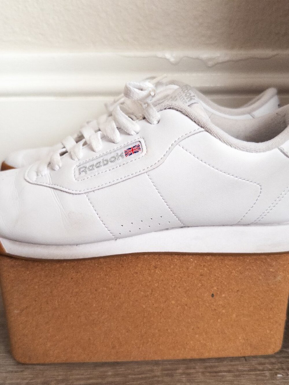 Reebok White Women's Classic Princess Leather Sneakers Size 10
